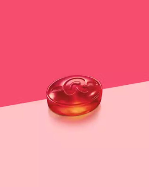 Rebuçados de Ervas Suiças Sabor Arando Vermelho - 50g - Ricola