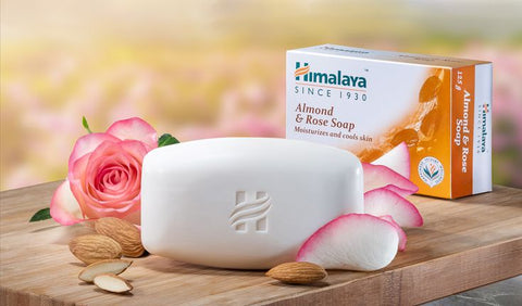 Sabonete Hidratante com Amêndoa e Rosa - 75 grs - Himalaya - naturvida.pt